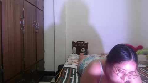 Snapshot of victoriaa_silva chatting on 05.22.26 Victoria Silva online show from 05.22.26