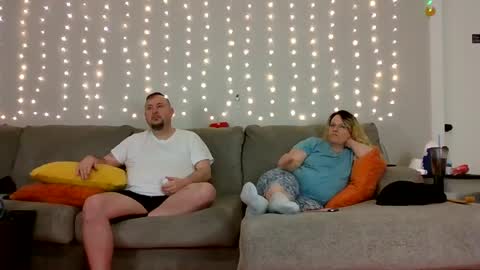 Victoria and Jesse online show from 01.01.25