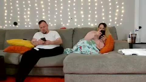 Victoria and Jesse online show from 01.13.25