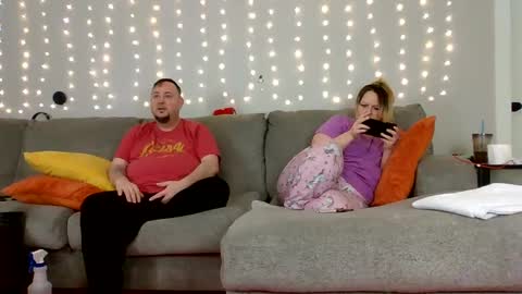 Victoria and Jesse online show from 01.16.25