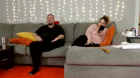 Victoria and Jesse online show from 02.02.25