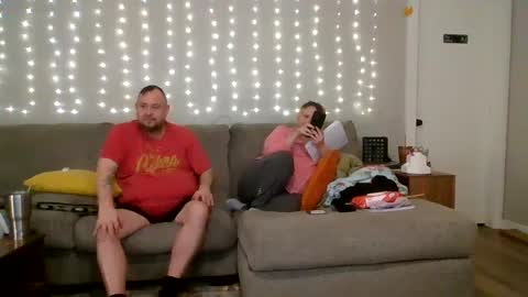 Victoria and Jesse online show from 10.09.25