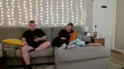 Victoria and Jesse online show from 10.30.25