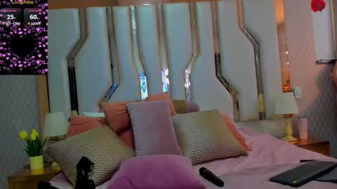 Snapshot of victoriaarousse25 chatting on 02.15.26 victoriaarousse online show from 02.15.26