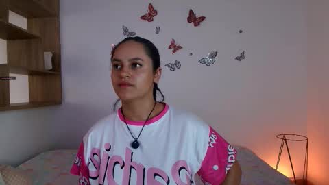 Victoria online show from 11.24.25