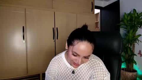 Victoria online show from 02.13.26