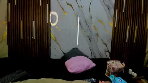 Snapshot of victoriaduarte chatting on 10.24.25 Victoria online show from 10.24.25