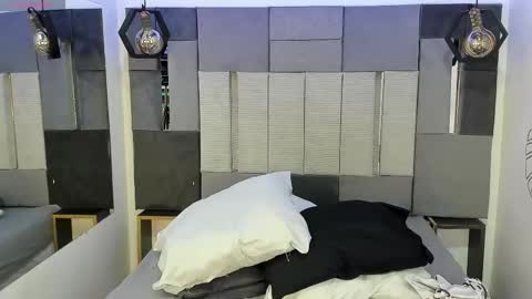 Snapshot of victoriaduarte chatting on 02.20.26 Victoria online show from 02.20.26