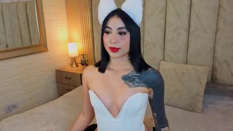 VICTORIA online show from 10.26.25