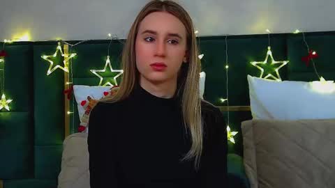 Victoria online show from 12.01.25