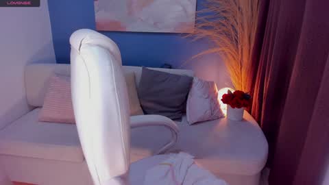 Victoria online show from 12.06.24