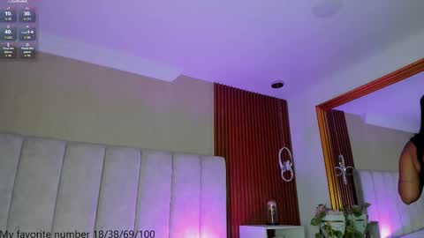 Snapshot of victoriaregia1 chatting on 10.13.25 Maria Victoria online show from 10.13.25