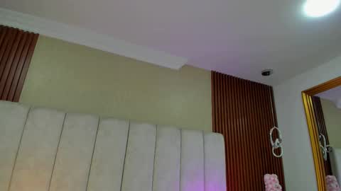 Maria Victoria online show from 11.07.25