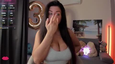 Snapshot of victorias_world chatting on 05.09.26 Viktoria online show from 05.09.26