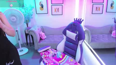 Victoria.  online show from 03.18.26