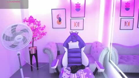 Snapshot of victoriia_doll chatting on 05.13.26 Victoria. online show from 05.13.26