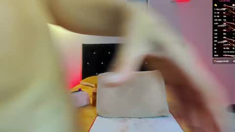 Snapshot of victoriia_rose_ chatting on 05.28.26 victoriia_rose_ online show from 05.28.26
