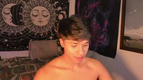 Snapshot of victorino_jhonson chatting on 12.10.24 Victorino Jhonson online show from 12.10.24