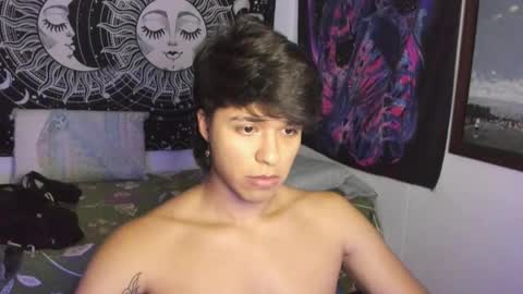 Snapshot of victorino_jhonson chatting on 12.25.24 Victorino Jhonson online show from 12.25.24