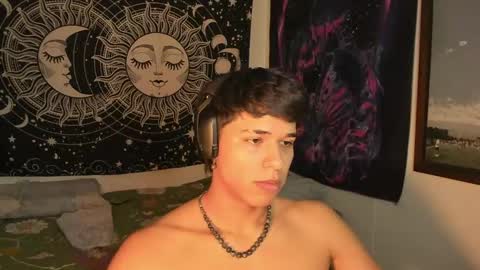 Snapshot of victorino_jhonson chatting on 01.10.25 Victorino Jhonson online show from 01.10.25