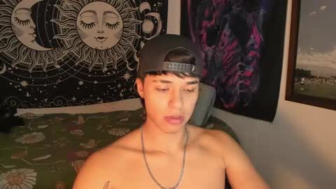 Snapshot of victorino_jhonson chatting on 01.15.25 Victorino Jhonson online show from 01.15.25