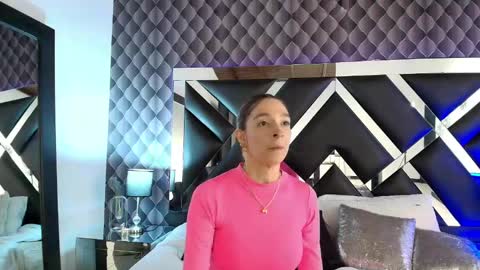 victtoria lee online show from 02.26.25