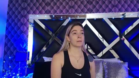 victtoria lee online show from 01.17.26