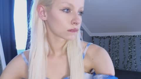 Eva online show from 04.17.26