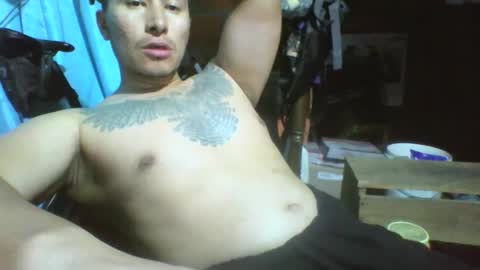 Snapshot of viernes1010 chatting on 05.25.26 viernes1010 online show from 05.25.26