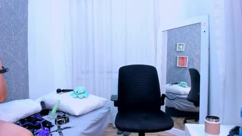 viictoriiasaenz online show from 03.26.26