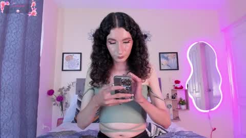 Violet online show from 03.18.26