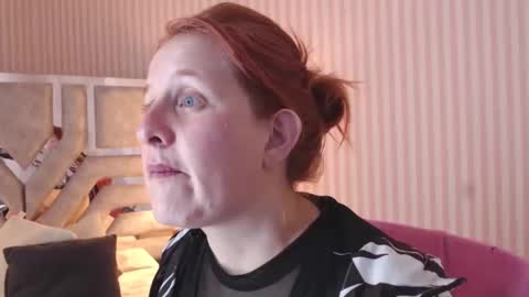 Snapshot of viioletamora chatting on 01.07.25 Violeta online show from 01.07.25