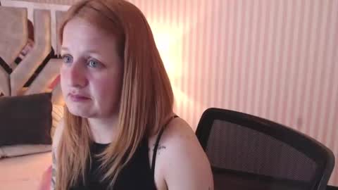 Snapshot of viioletamora chatting on 01.17.25 Violeta online show from 01.17.25