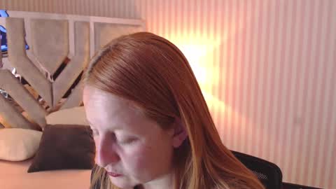 Snapshot of viioletamora chatting on 01.17.25 Violeta online show from 01.17.25