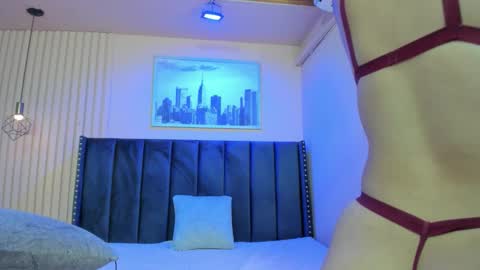 Viiolett online show from 03.24.26