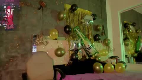 Violet online show from 10.03.25