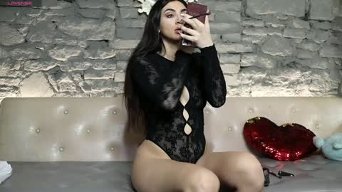 Snapshot of vijshstara chatting on 12.18.24 VIJ online show from 12.18.24