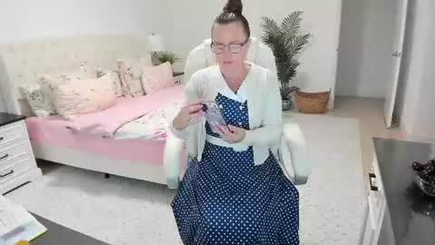 Snapshot of vika7333 chatting on 07.17.26 Ukrainian-woman online show from 07.17.26