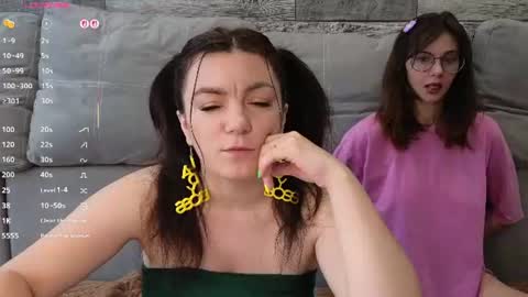 Snapshot of vika_loves_you chatting on 06.11.26 follow my fansly online show from 06.11.26
