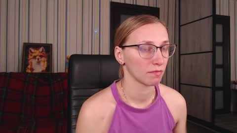 Vika online show from 12.21.25