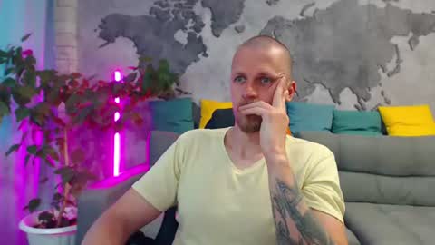 Snapshot of vikingchrisss chatting on 07.18.26 vikingchrisss online show from 07.18.26