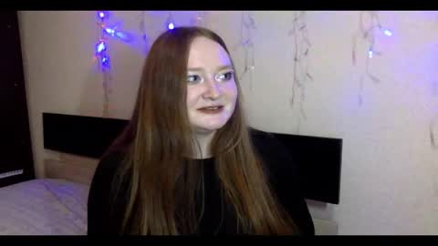 Snapshot of vikippink chatting on 10.15.25 vikippink online show from 10.15.25