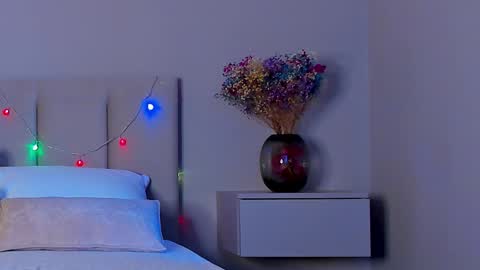 VIKKI online show from 01.05.25