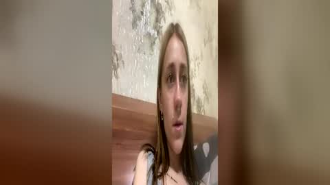Snapshot of viktoria9898 chatting on 06.16.26 Sweett online show from 06.16.26