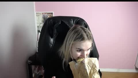 viktoria_lovely online show from 02.10.26