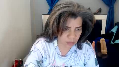 Snapshot of vikyadams chatting on 02.05.25 VIKY ADAMS online show from 02.05.25