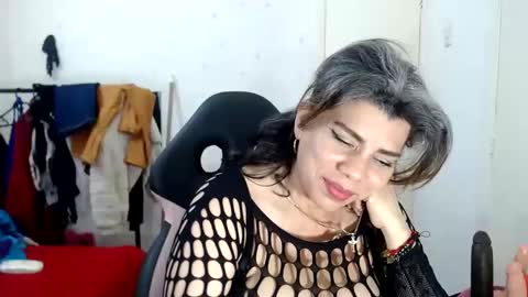 Snapshot of vikyadams chatting on 03.04.25 VIKY ADAMS online show from 03.04.25