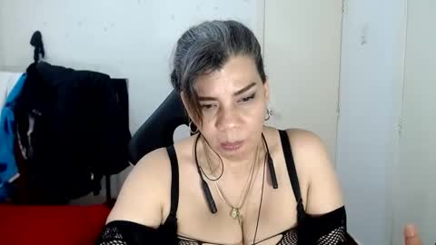 Snapshot of vikyadams chatting on 03.05.25 VIKY ADAMS online show from 03.05.25