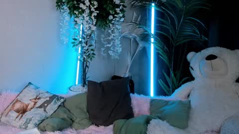 Snapshot of villy_billy chatting on 12.05.24 Hey sweetyIam Ariel 3 Ready to play with you online show from 12.05.24