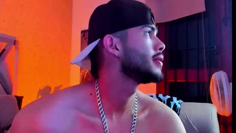 Snapshot of vincentblack_ chatting on 02.09.26 Vincent online show from 02.09.26